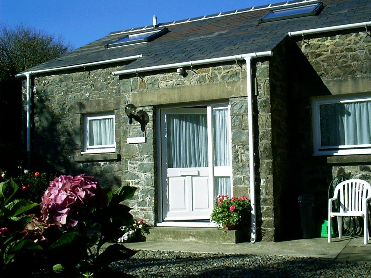 Ty R Pwmp Villa Haverfordwest Exteriör bild